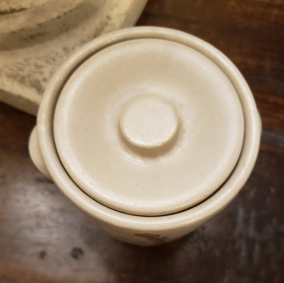 HANDCRAFTED/SIGNED Covered [Thyme] Stoneware Crock - Picture 6 of 14